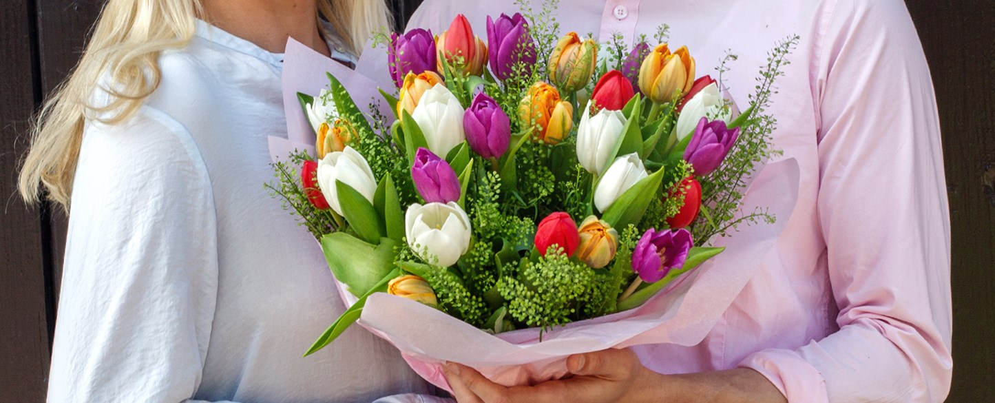 Bilden visar en bukett från Euroflorist.