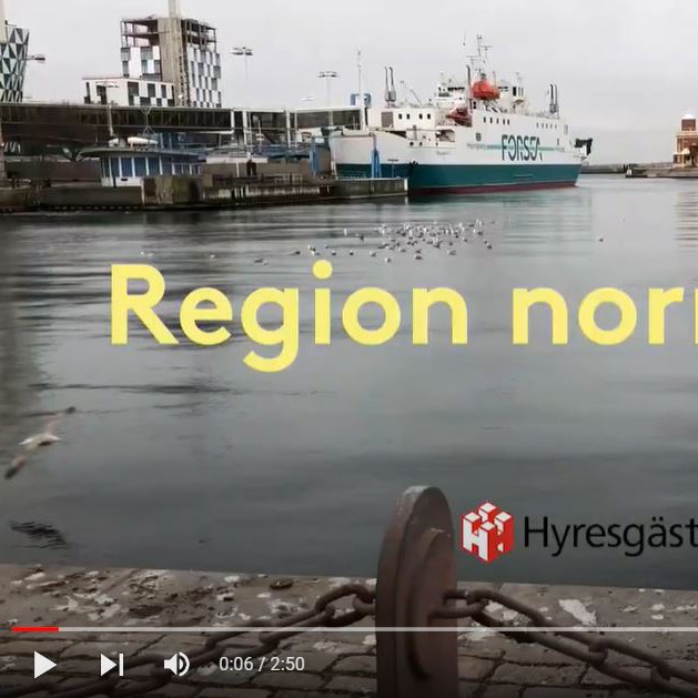 En färja i hamnen i Helsingborg