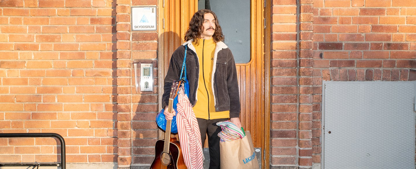 Kille flyttar från hyreslägenhet