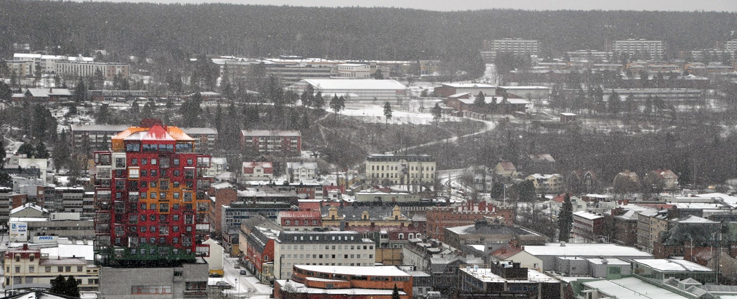 Bild över Örnsköldsvik. Bild tagen från hoppbacken.