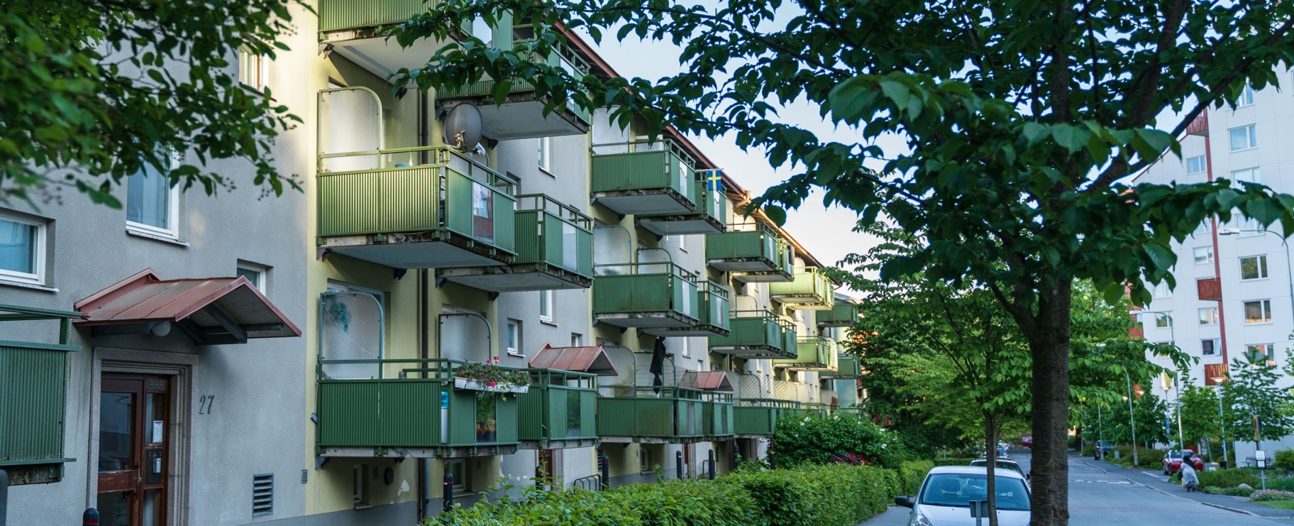 Foto på flerfamiljshus i Kortedala.