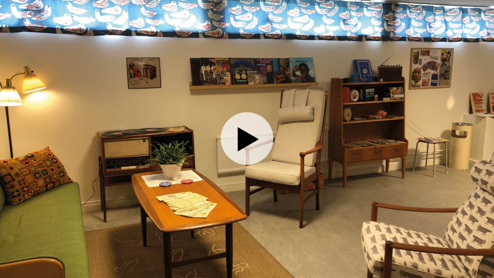 Foto från lokalen med en playsymbol på